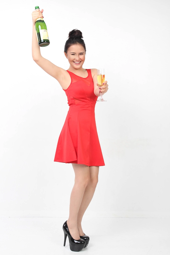 Set of 5 Full Body Portrait Photos a Woman in Red Party Dress Holding Up a Bottle of Champagne | Asian Woman （Original）
