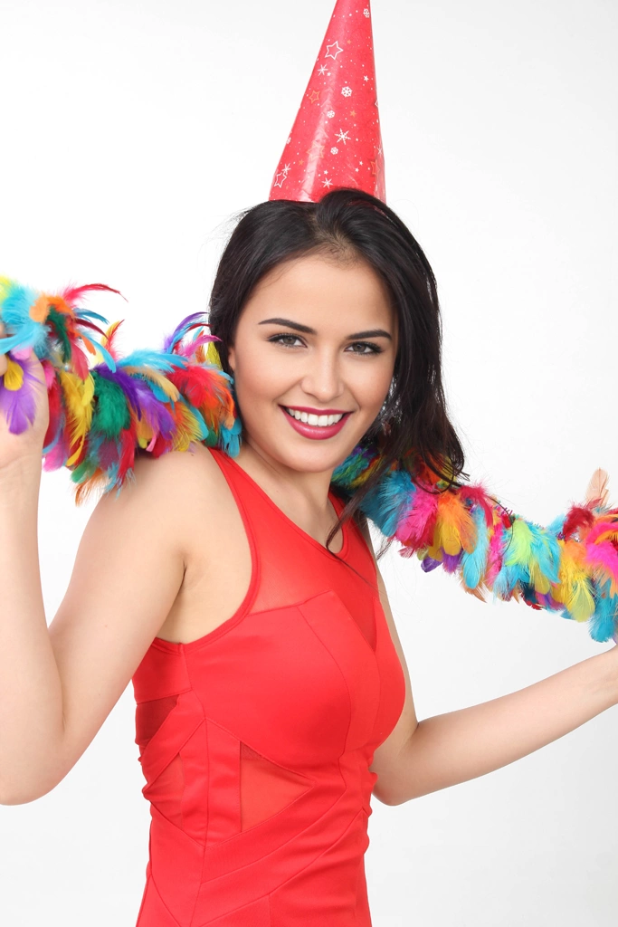 Ser of 5 Portrait Photos of a Party Animal Woman with a Colorful Feather Shawl Around Her Neck | Woman #2 （face change by AI）
