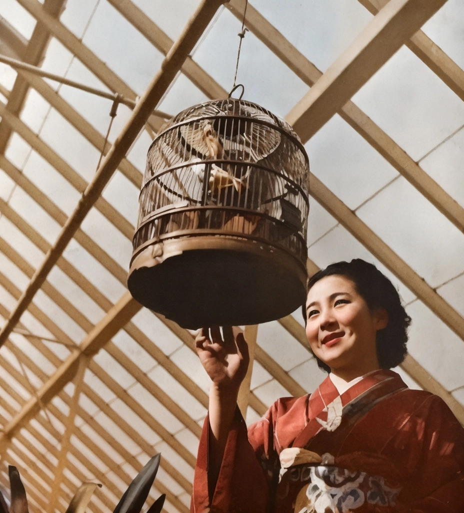 「無題（鳥籠と着物姿の日本人女性）」 尾崎三吉 （1938年以前） | AIカラー化
