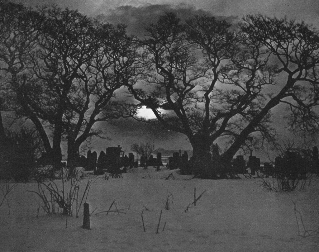 「暮景 （八郎潟湖畔にて）」 小畑勇&nbsp;-&nbsp;アサヒカメラ 1955年4月号より