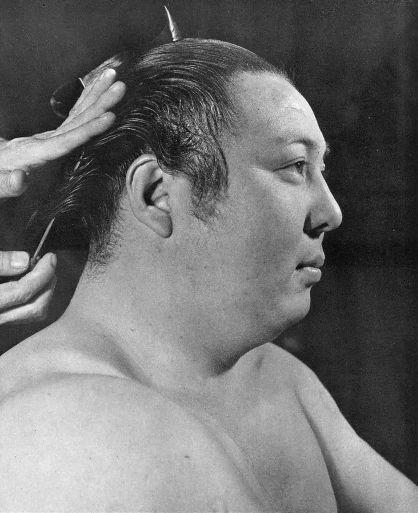 「吉葉山関」 吉岡専造&nbsp;-&nbsp;アサヒカメラ 1951年5月号より