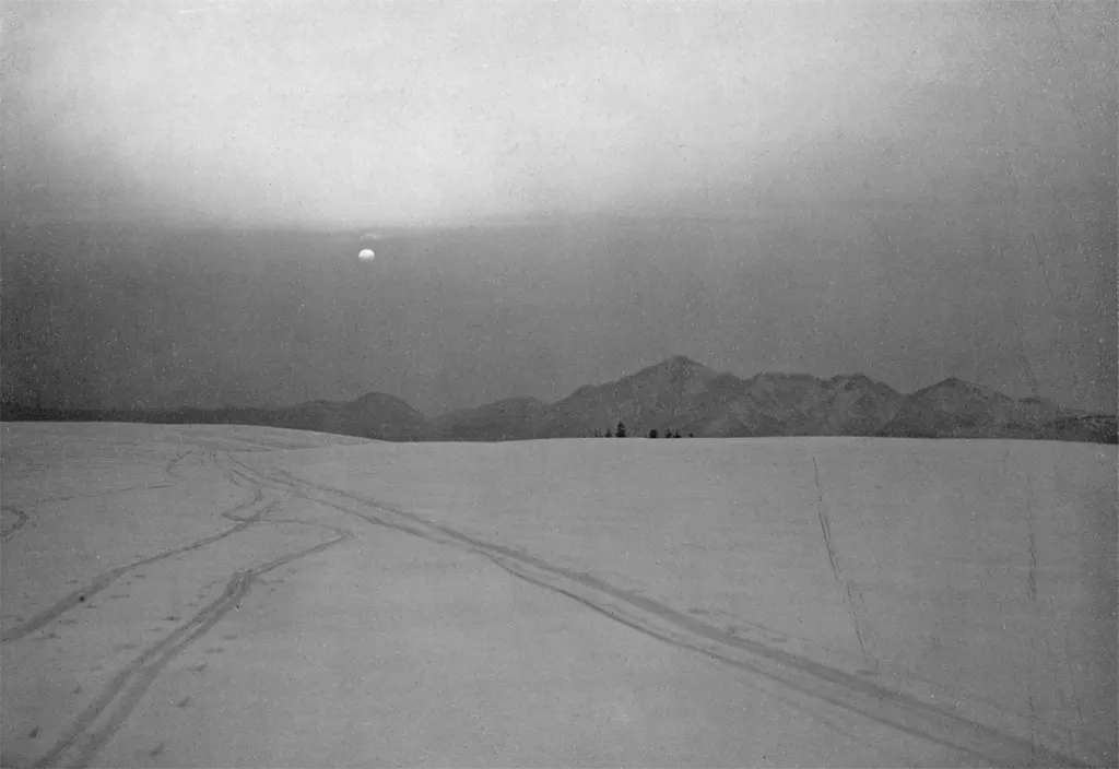 「落陽の頃」 中野峻陽&nbsp;-&nbsp;アサヒカメラ 1938年2月号より